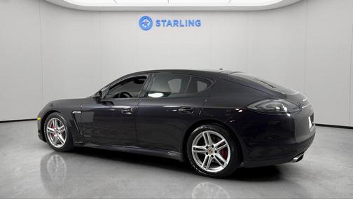 Basalt Black Metallic 2013 Porsche Panamera 4