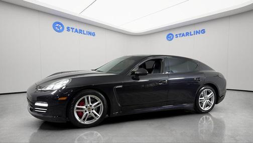 Basalt Black Metallic 2013 Porsche Panamera 4