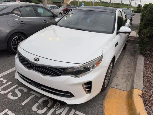 Snow White Pearl 2016 Kia Optima SXL Turbo