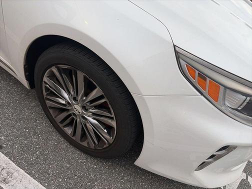 Snow White Pearl 2016 Kia Optima SXL Turbo