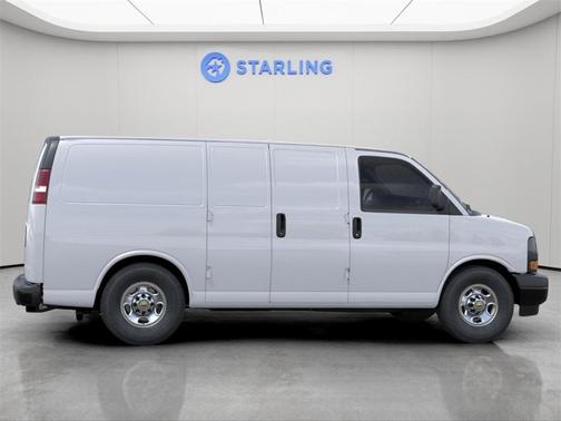 2025 Chevrolet Express 2500 RWD 2500 Regular Wheelbase WT