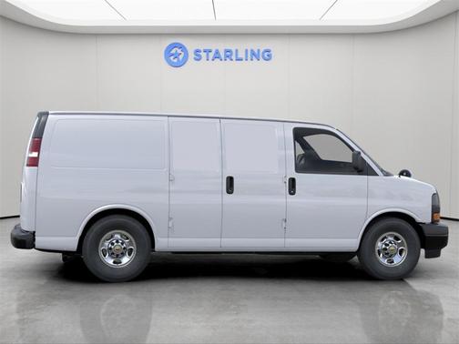 2025 Chevrolet Express 2500 RWD 2500 Regular Wheelbase WT