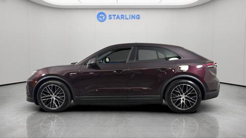 Copper Ruby Metallic 2025 Porsche Macan Macan Electric