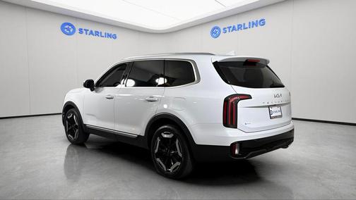 Glacial White Pearl 2024 Kia Telluride EX