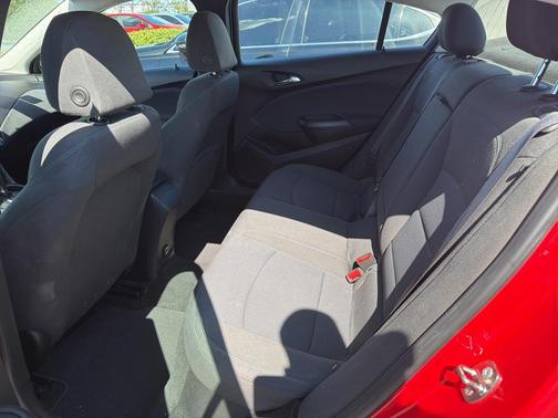 2018 Chevrolet Cruze LT