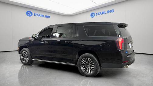 Black 2025 Chevrolet Suburban 4WD Z71