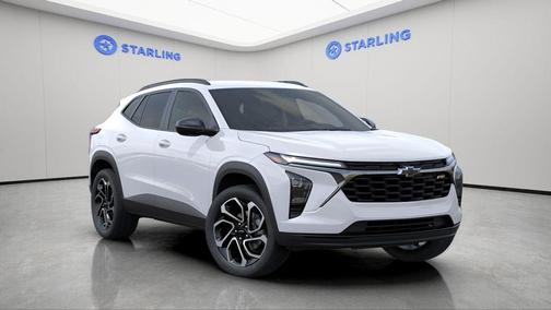 Summit White 2026 Chevrolet Trax FWD 2RS