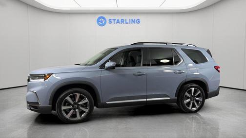Sonic Gray Pearl 2025 Honda Pilot Touring 8-Passenger