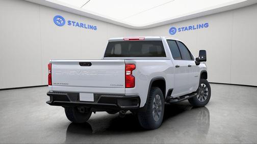 Summit White 2026 Chevrolet Silverado 2500 Custom