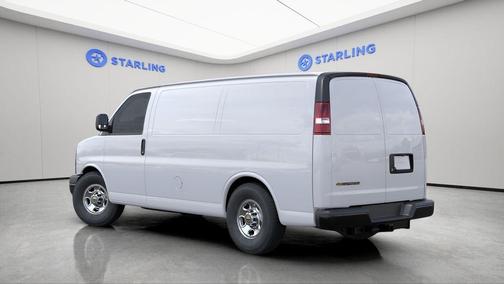 Summit White 2026 Chevrolet Express 2500 Work Van