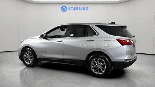 Silver Ice Metallic 2018 Chevrolet Equinox LT