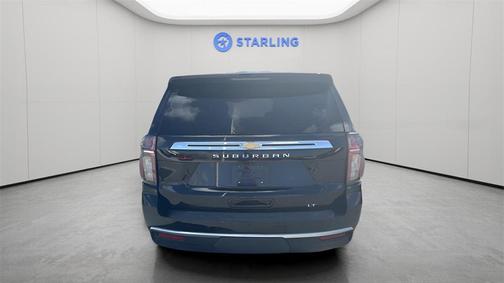 2023 Chevrolet Suburban LT