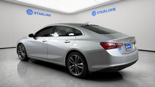 Silver Ice Metallic 2022 Chevrolet Malibu FWD LT