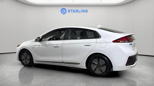 2020 Hyundai IONIQ Hybrid SE