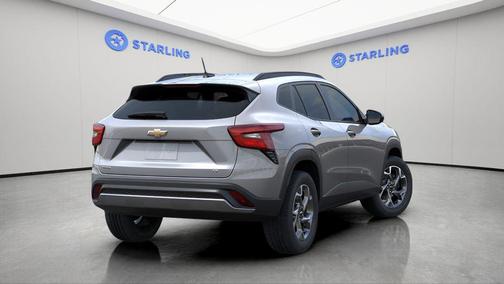 Sterling Gray Metallic 2026 Chevrolet Trax LT