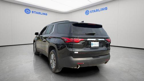 Mosaic Black Metallic 2023 Chevrolet Traverse LT Leather