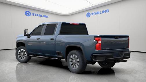 Lakeshore Blue Metallic 2026 Chevrolet Silverado 2500 Custom