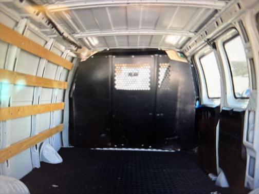 2024 Chevrolet Express 2500 RWD 2500 Regular Wheelbase WT