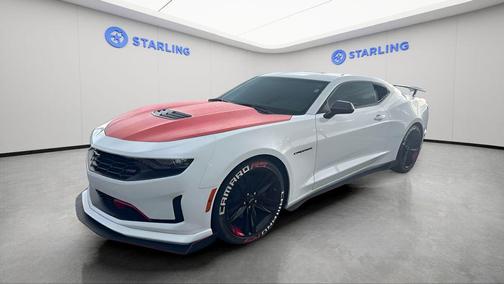 Summit White 2022 Chevrolet Camaro RWD Coupe LT1