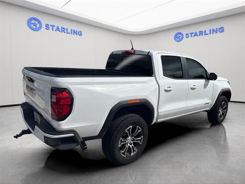 2024 GMC Canyon AT4