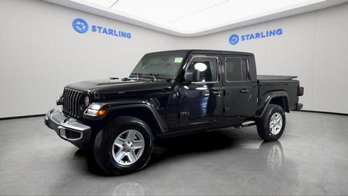 Black Clearcoat 2022 Jeep Gladiator Sport S