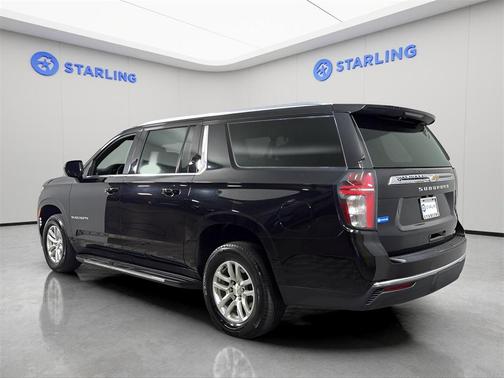 2023 Chevrolet Suburban LT