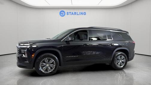 Mosaic Black Metallic 2025 Chevrolet Traverse LT