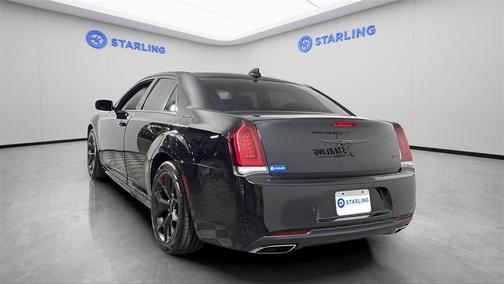 2022 Chrysler 300 Touring