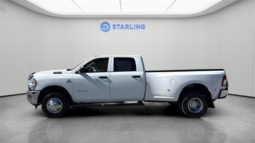 2022 RAM 3500 Tradesman Crew Cab 4x4 8' Box