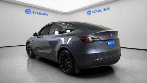 Midnight Silver Metallic 2022 Tesla Model Y Long Range Dual Motor All-Wheel Drive