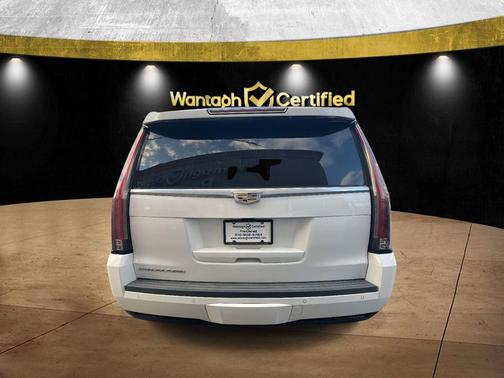 2020 Cadillac Escalade Luxury