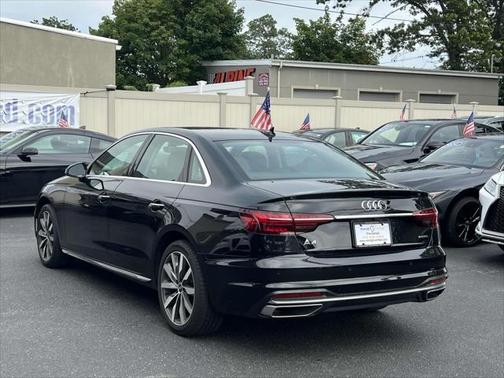 2022 Audi A4 40 Premium Plus