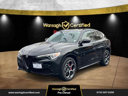 2023 Alfa Romeo Stelvio Veloce AWD