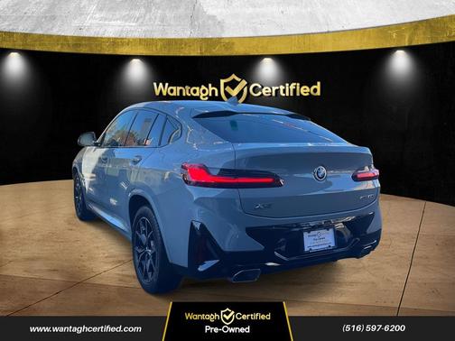 2022 BMW X4 xDrive30i