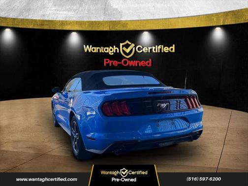 2022 Ford Mustang EcoBoost