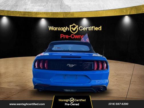 2022 Ford Mustang EcoBoost