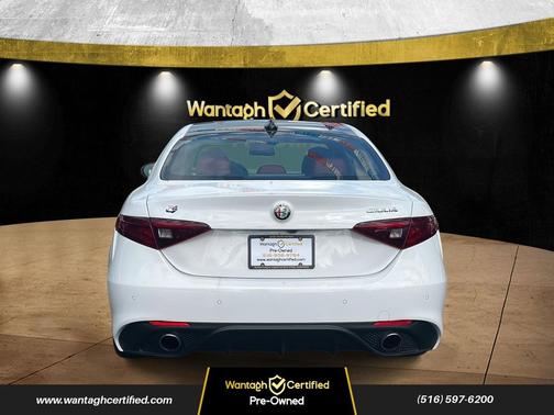 2020 Alfa Romeo Giulia Sport