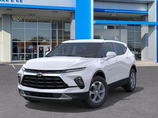 Summit White 2026 Chevrolet Blazer 2LT