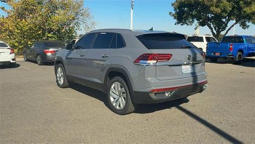 2021 Volkswagen Atlas Cross Sport 2.0T SE w/Technology