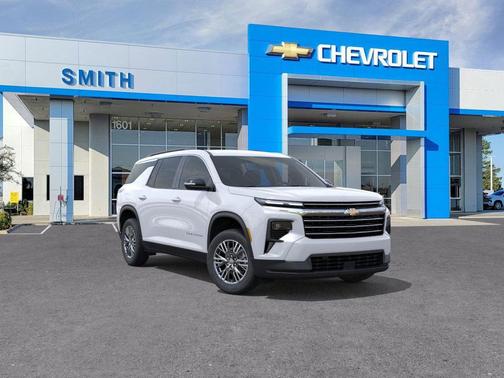 Summit White 2026 Chevrolet Traverse LT