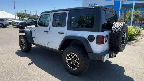 Bright White Clearcoat 2025 Jeep Wrangler Rubicon