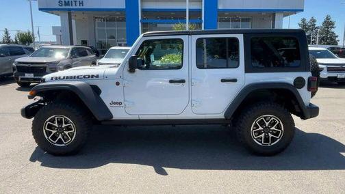 Bright White Clearcoat 2025 Jeep Wrangler Rubicon