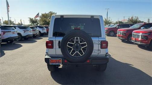 2024 Jeep Wrangler 4-Door Sahara 4x4