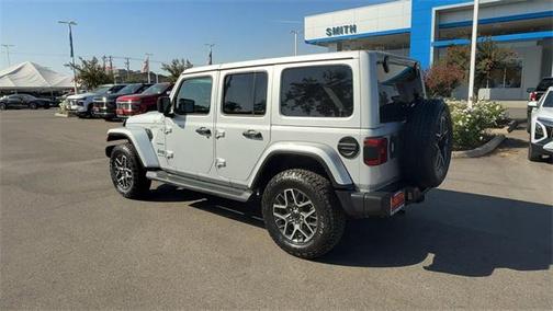 2024 Jeep Wrangler 4-Door Sahara 4x4