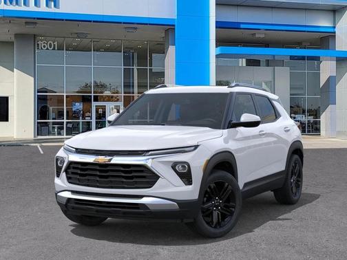 Summit White 2026 Chevrolet Trailblazer LT