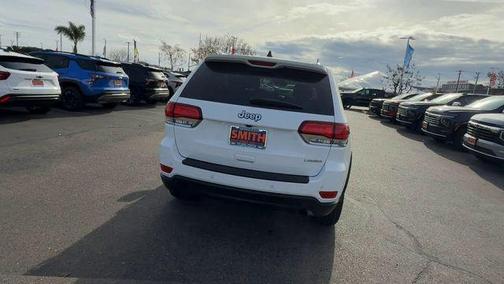 2022 Jeep Grand Cherokee Laredo
