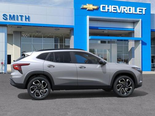Sterling Gray Metallic 2026 Chevrolet Trax FWD 2RS