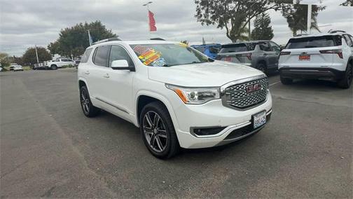 2017 GMC Acadia Denali
