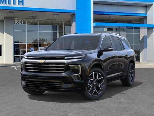 Mosaic Black Metallic 2026 Chevrolet Traverse High Country