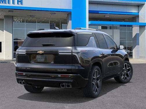 Mosaic Black Metallic 2026 Chevrolet Traverse High Country